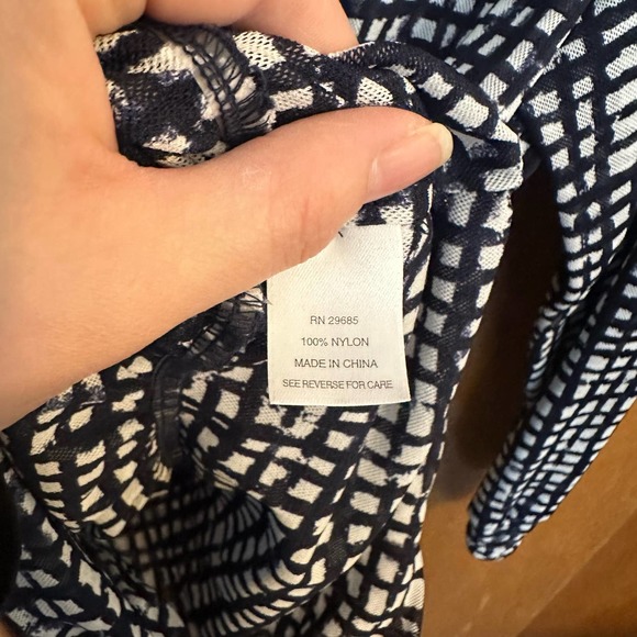 Pendleton Medium black/white checkered ruched blouse - Picture 4 of 10